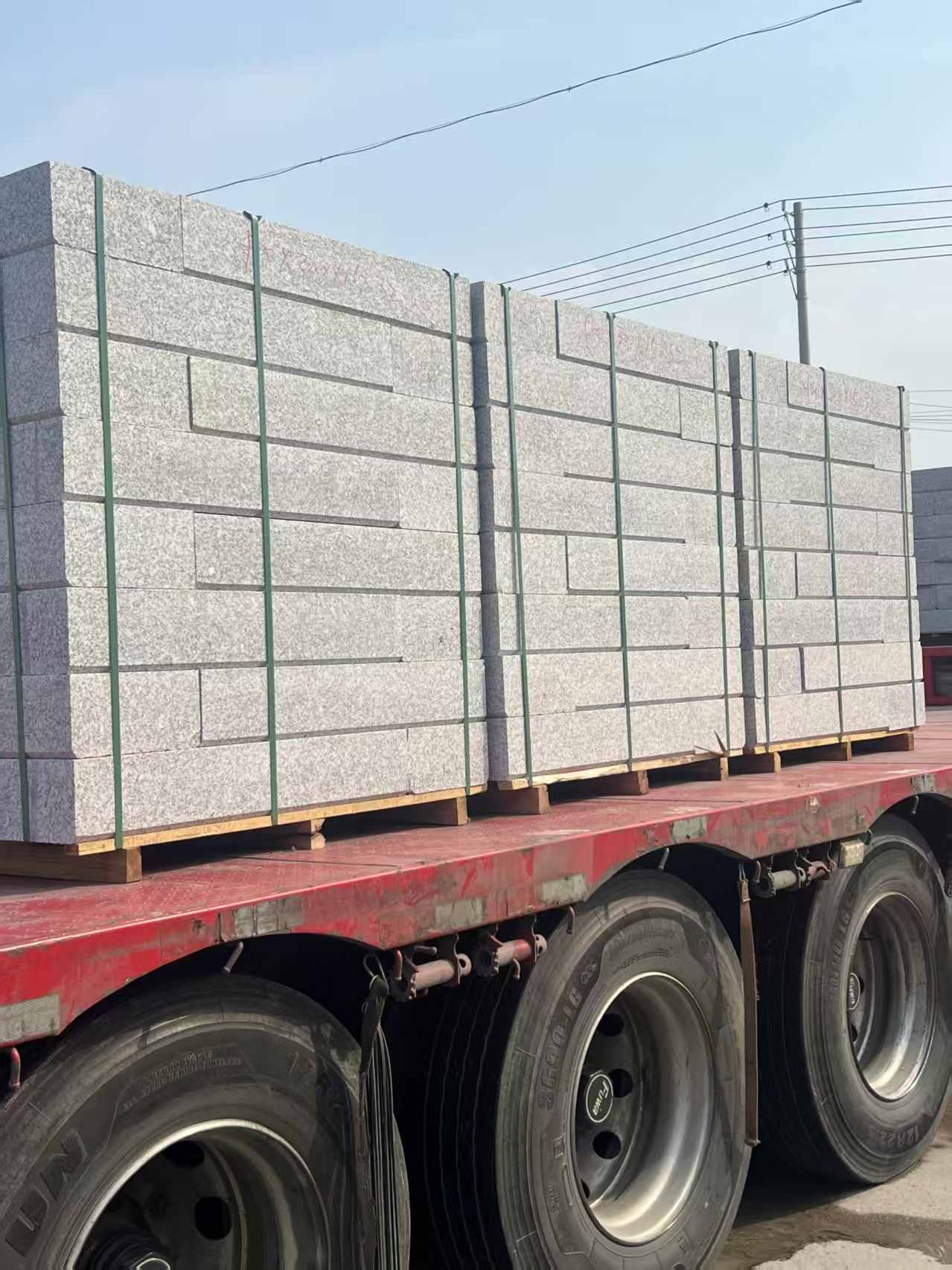 榆林 芙蓉白路沿石装车